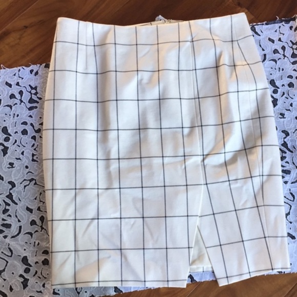 Banana Republic Dresses & Skirts - ✨Banana Republic Skirt
